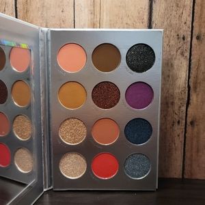 PUR‎ Festival Palette